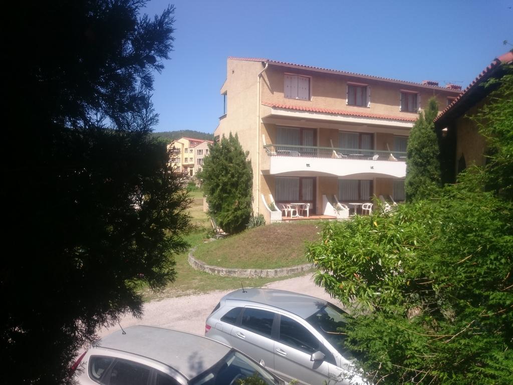 Hotel Le Mas Fleuri Vernet-les-Bains Εξωτερικό φωτογραφία