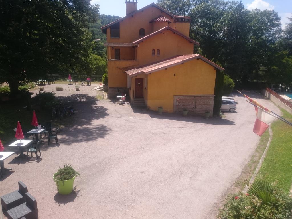 Hotel Le Mas Fleuri Vernet-les-Bains Εξωτερικό φωτογραφία