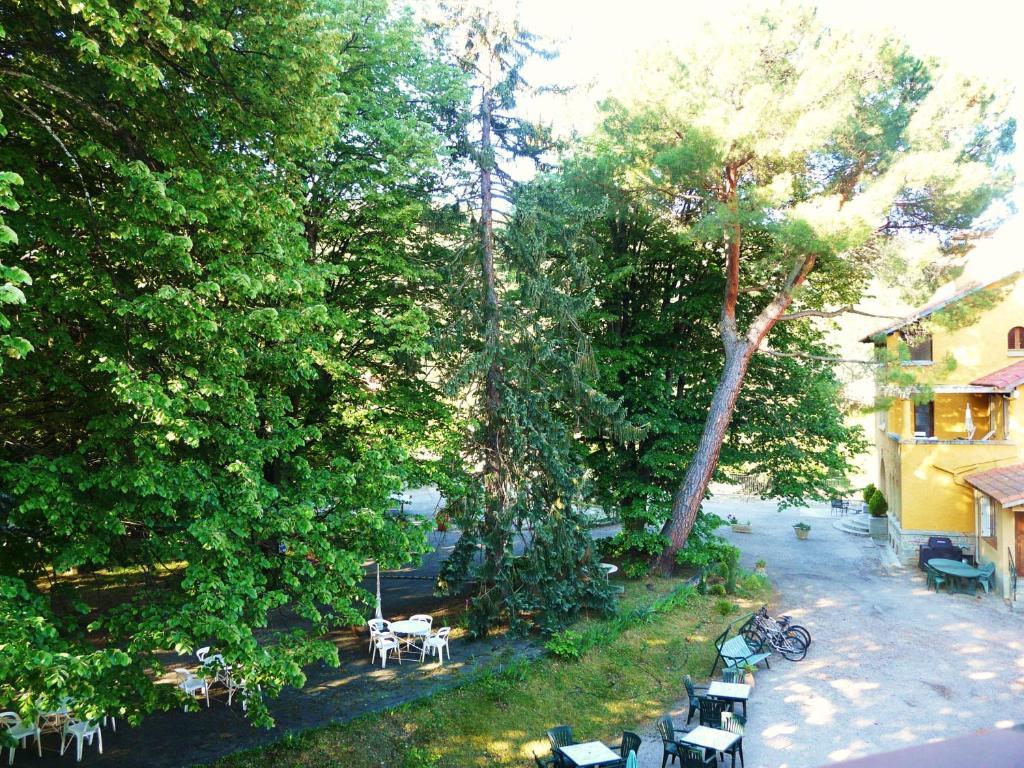 Hotel Le Mas Fleuri Vernet-les-Bains Δωμάτιο φωτογραφία